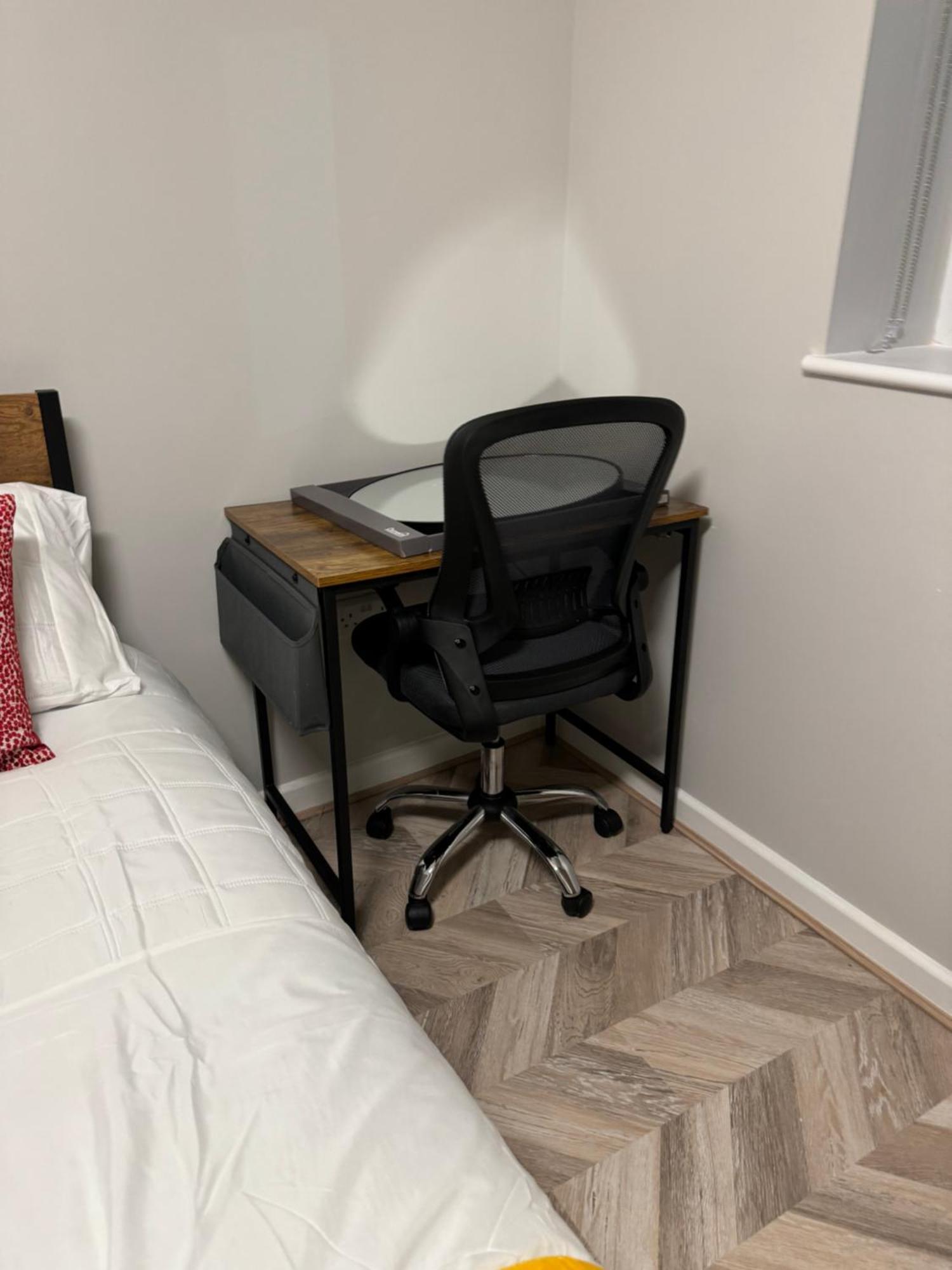 Comfy Studio Flat And Workspace Near Ashton-U-Lyne Station Stalybridge Εξωτερικό φωτογραφία